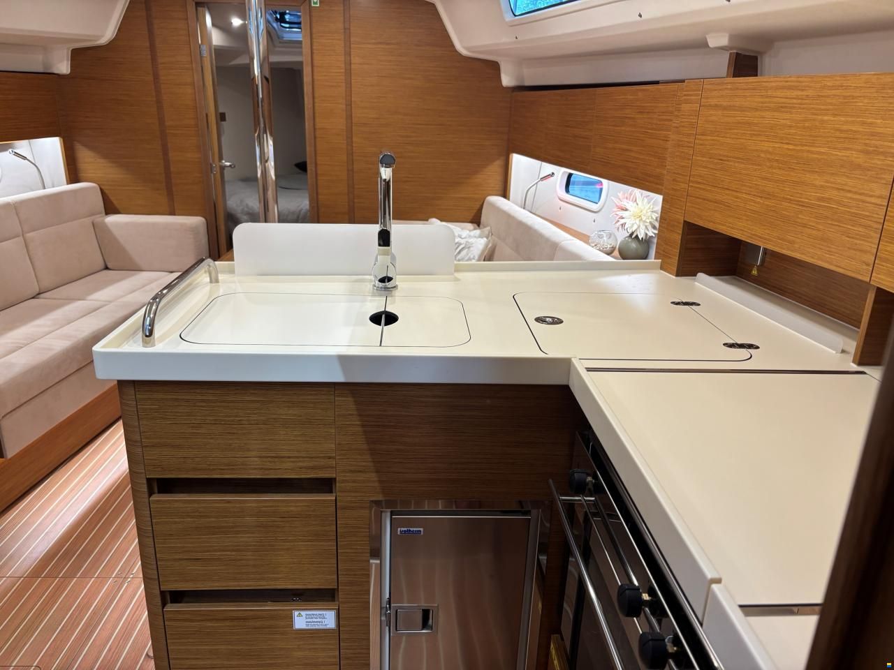 Hanse 348