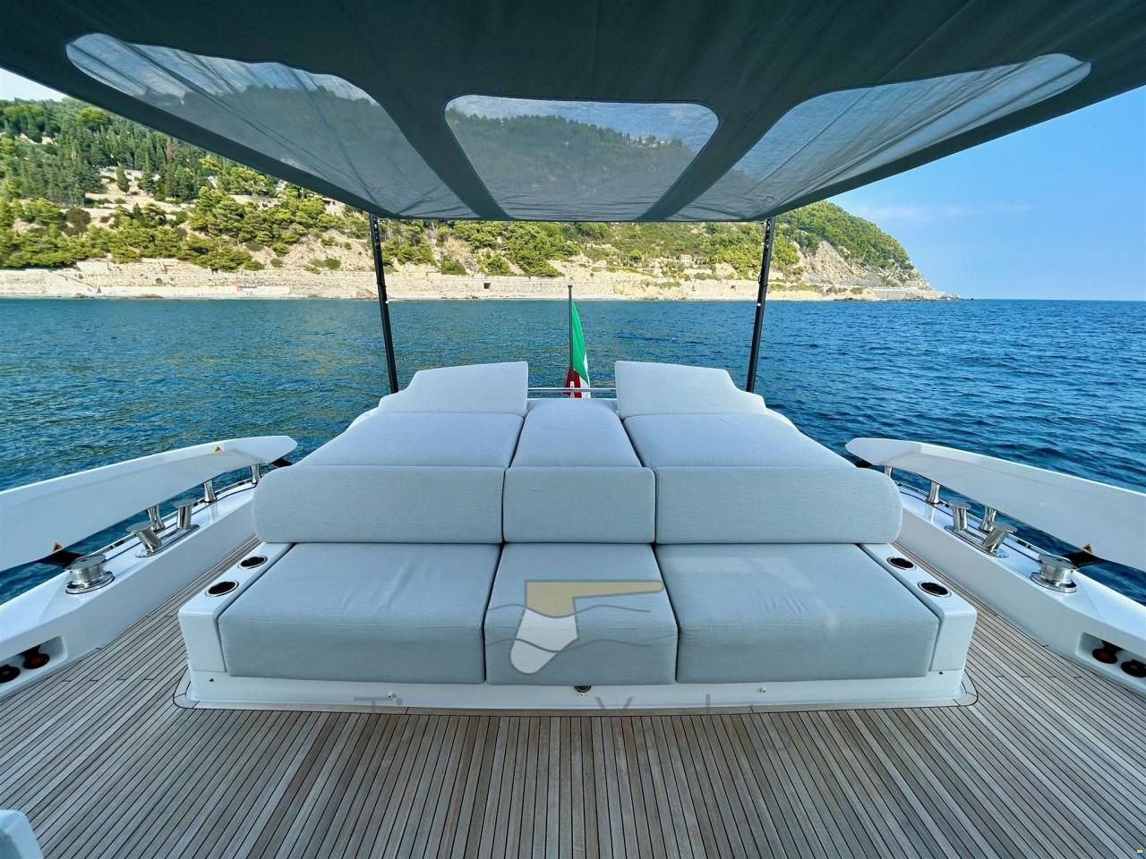 Azimut S8