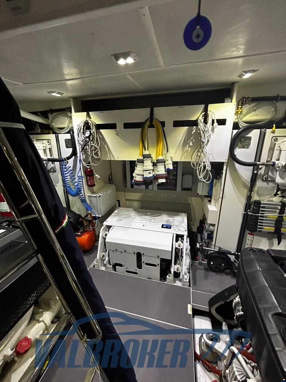 Absolute Navetta 70