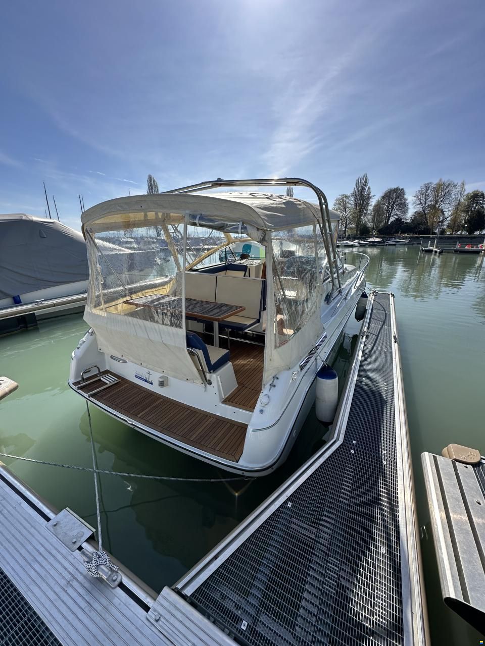 Rinker Fiesta Fee 280