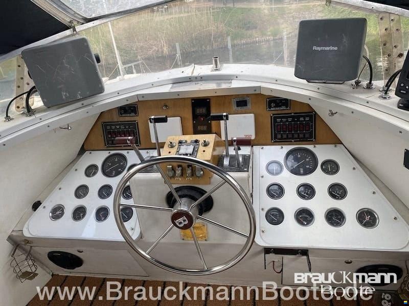 Chris Craft Catalina