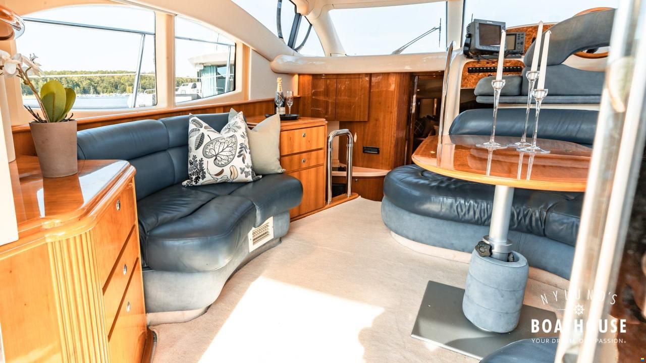 Azimut 42 Fly