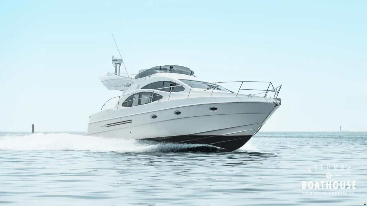Azimut 42 Fly