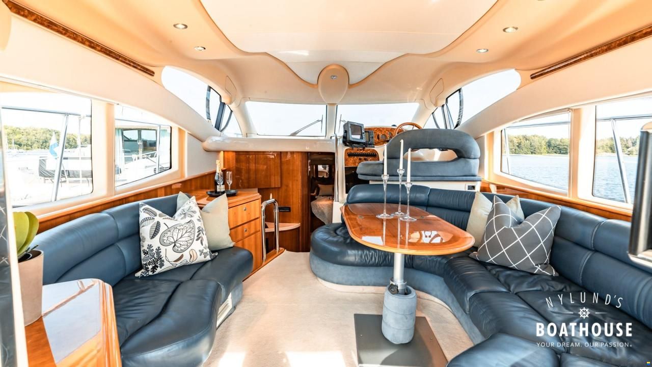 Azimut 42 Fly