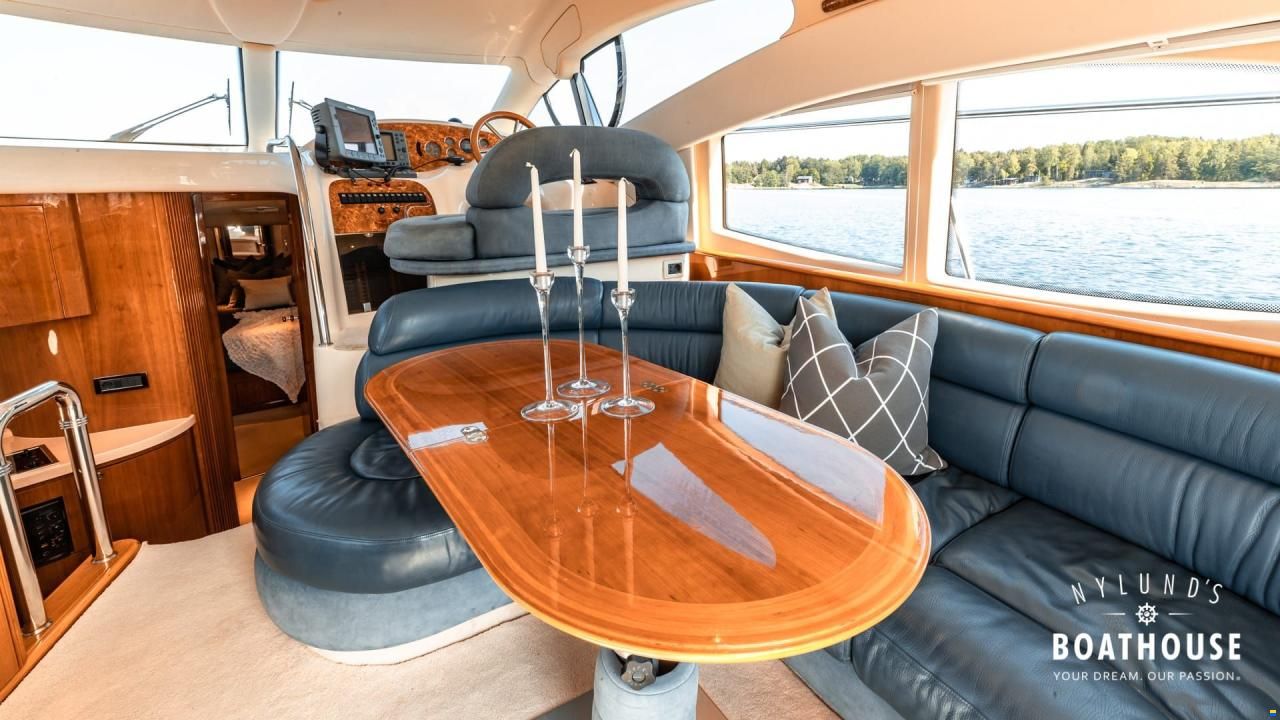 Azimut 42 Fly