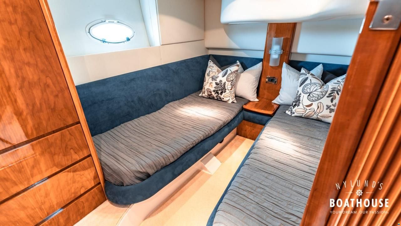 Azimut 42 Fly
