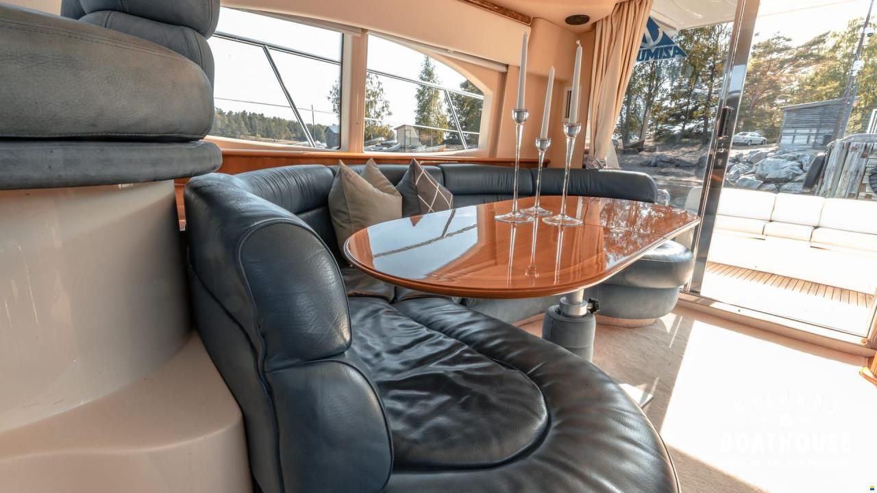 Azimut 42 Fly