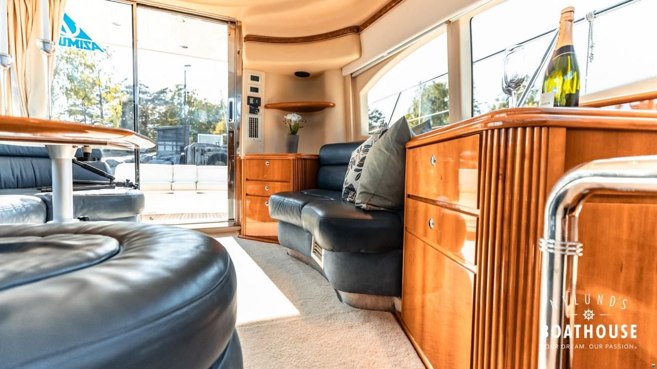 Azimut 42 Fly