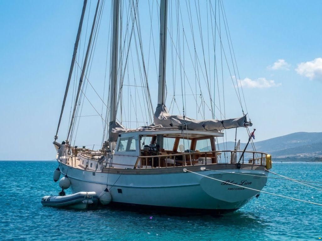 Schooner Palmer Johnson 71