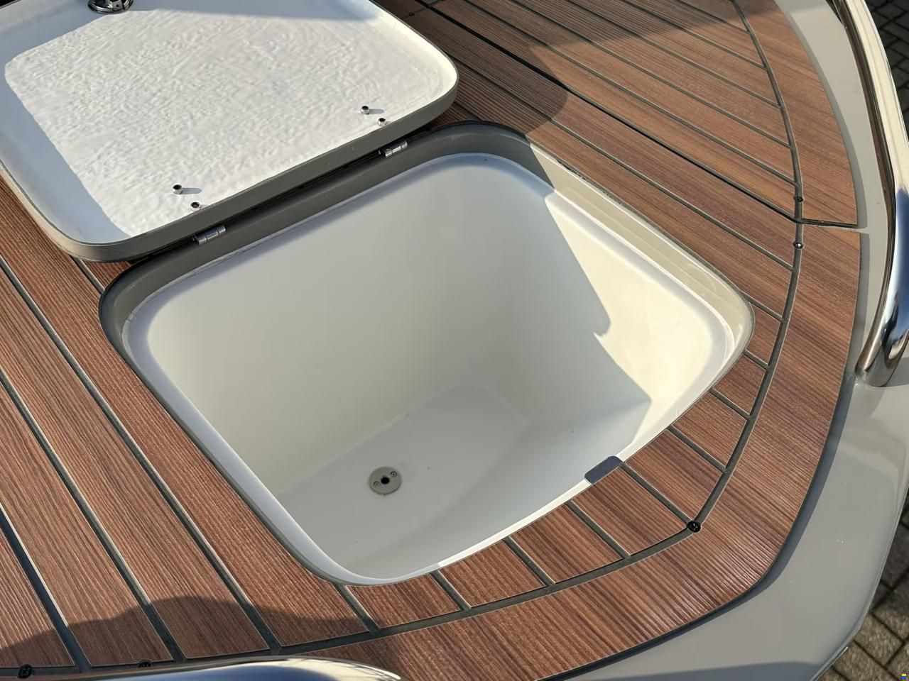 Primeur 710 Tender