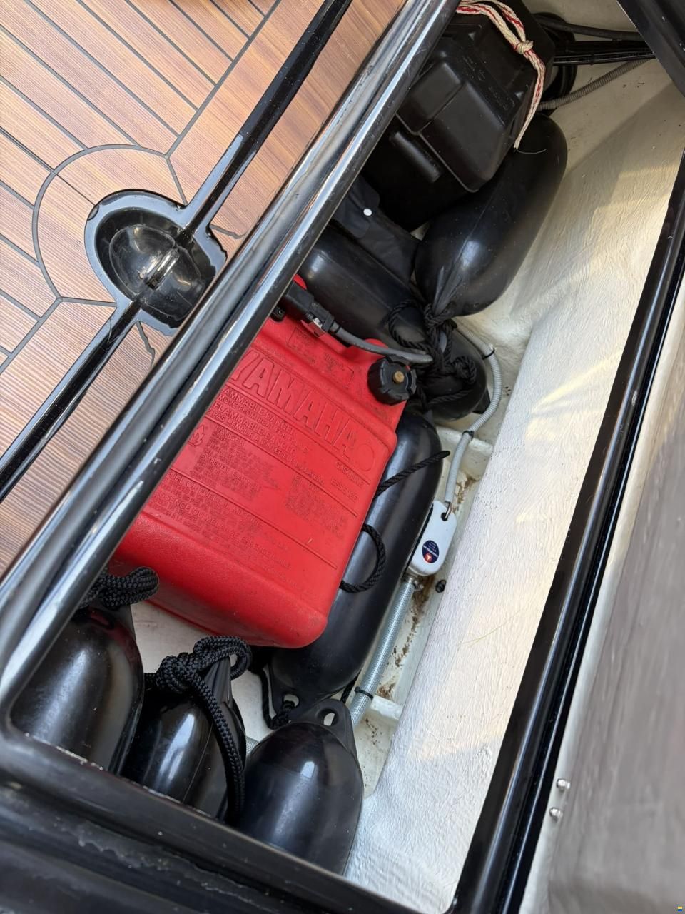 Maxima 600 Tender