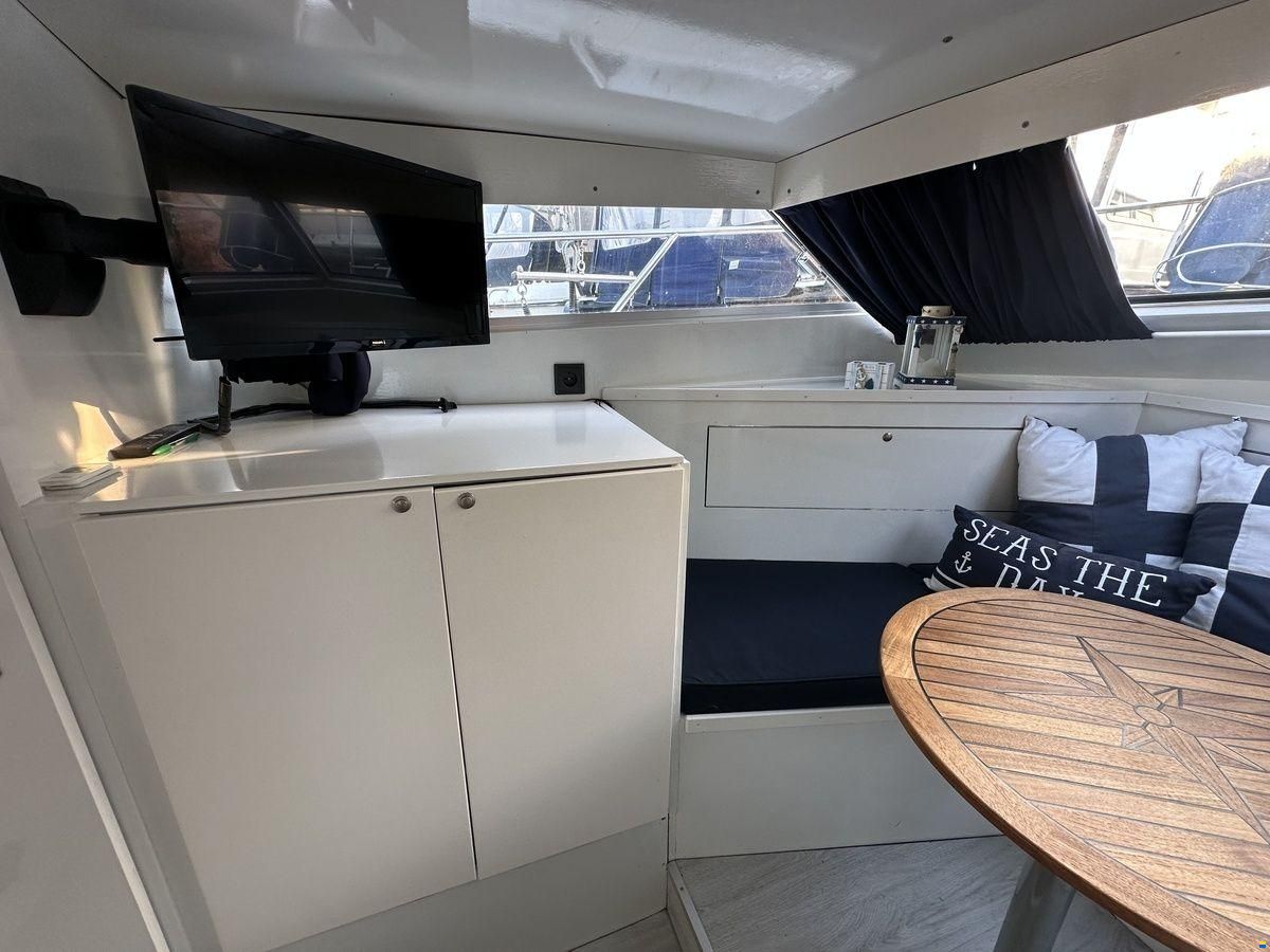 Marco Yachts 860 AK