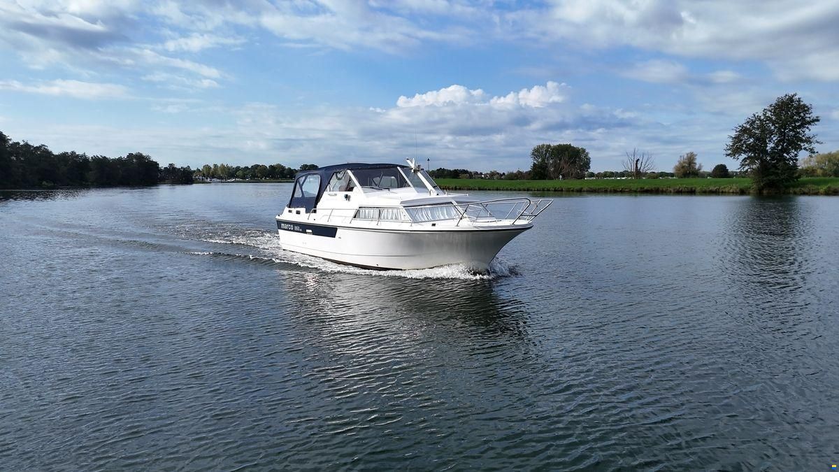 Marco Yachts 860 AK