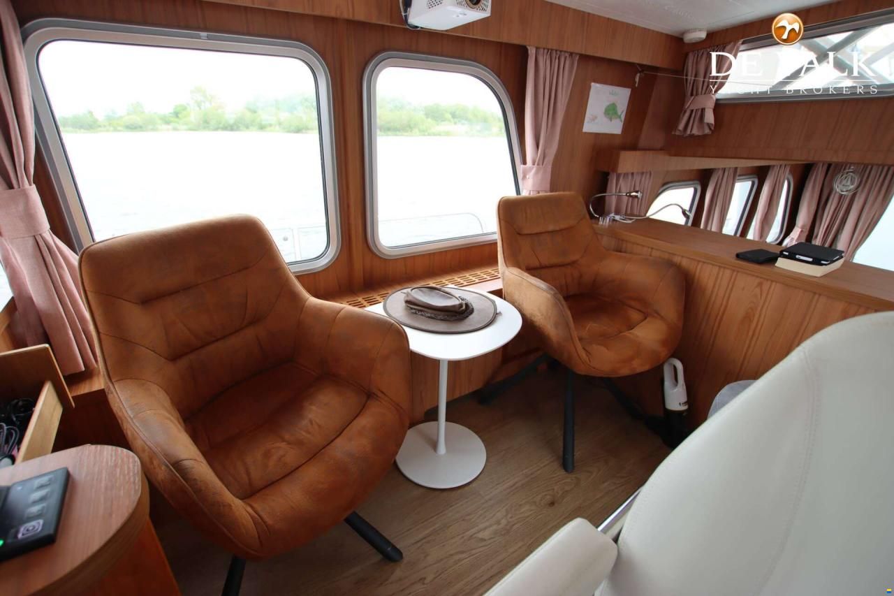 Aquanaut European Voyager 1300
