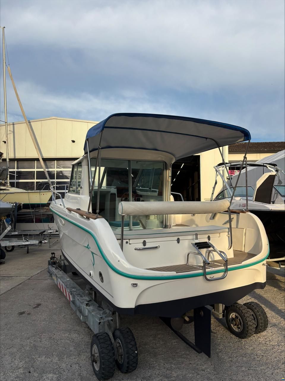 Ocqueteau 645