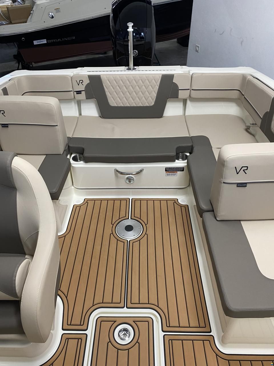 Bayliner VR4 OB