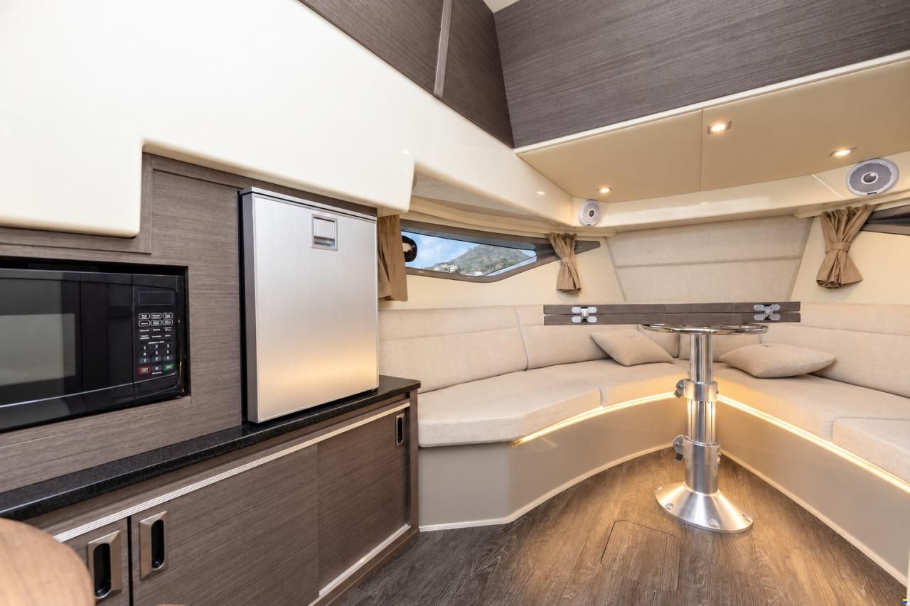 Sea Ray 320 SUNDANCER