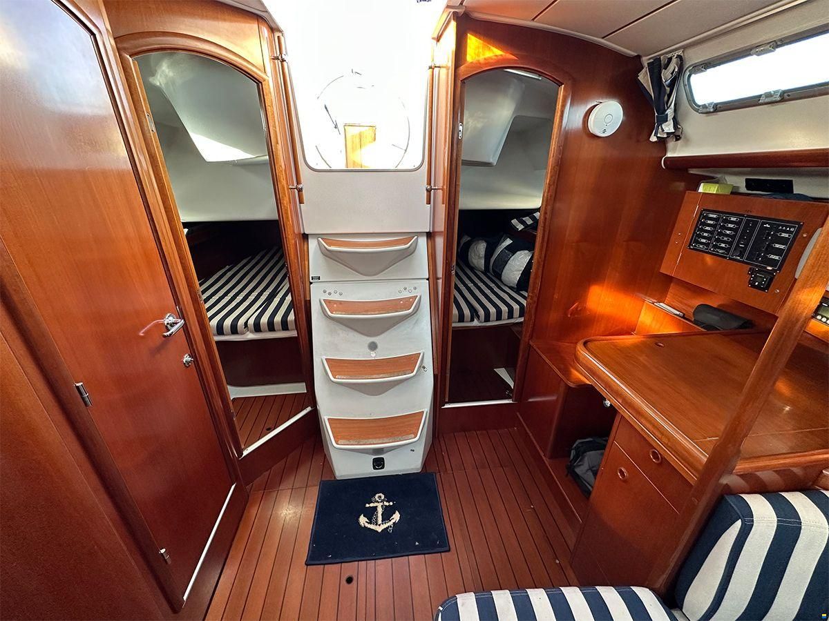 Beneteau Oceanis 393