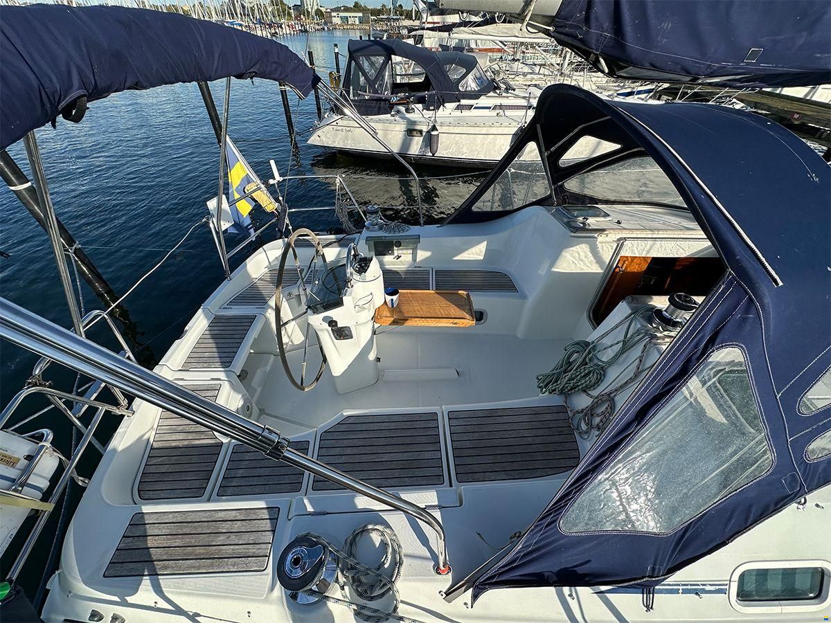 Beneteau Oceanis 393