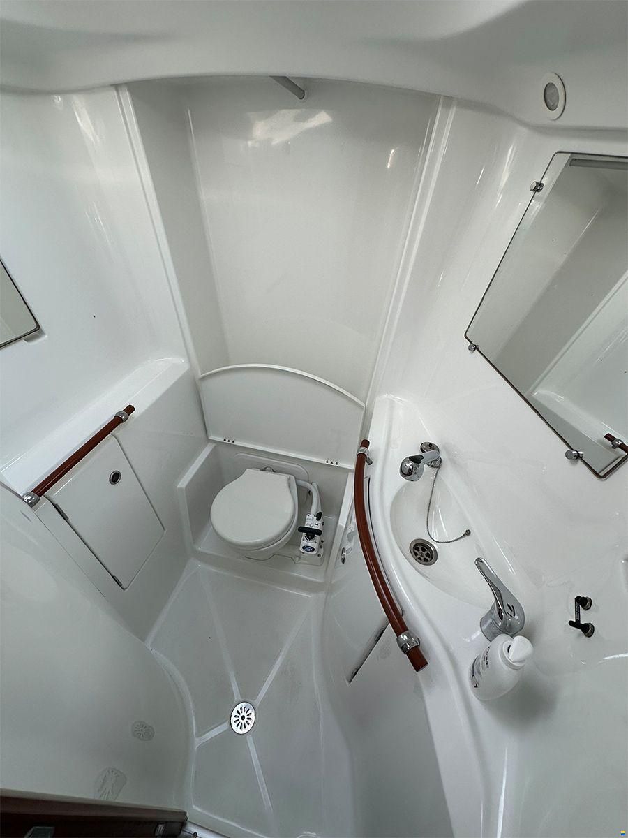 Beneteau Oceanis 393