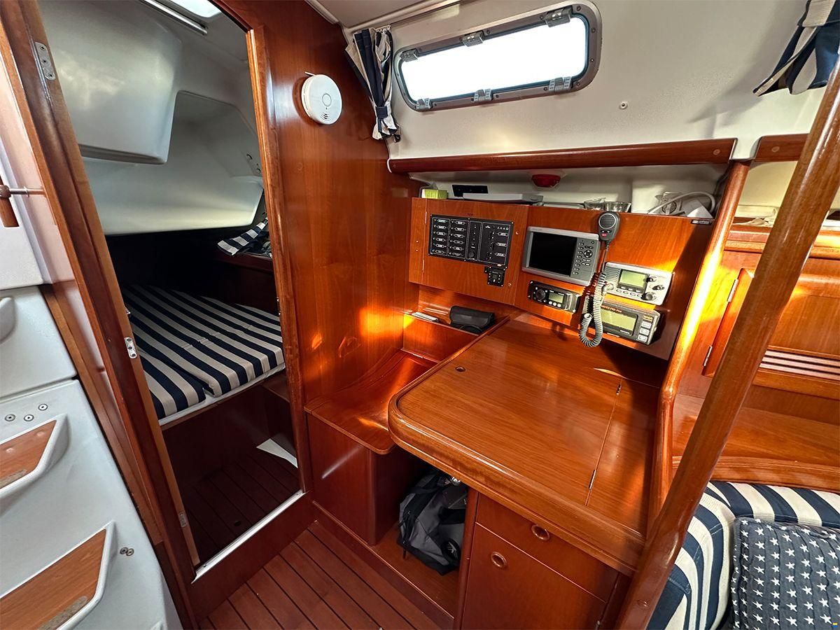Beneteau Oceanis 393