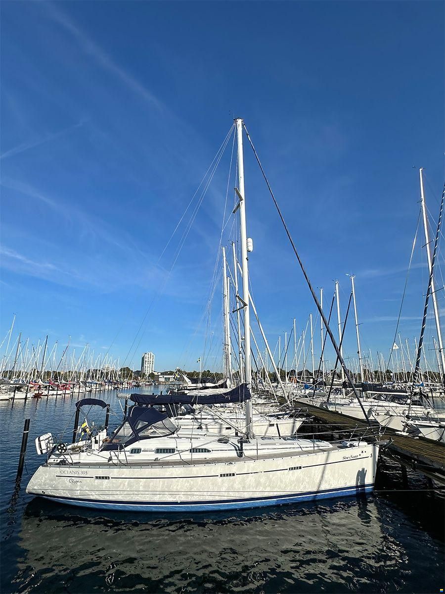 Beneteau Oceanis 393