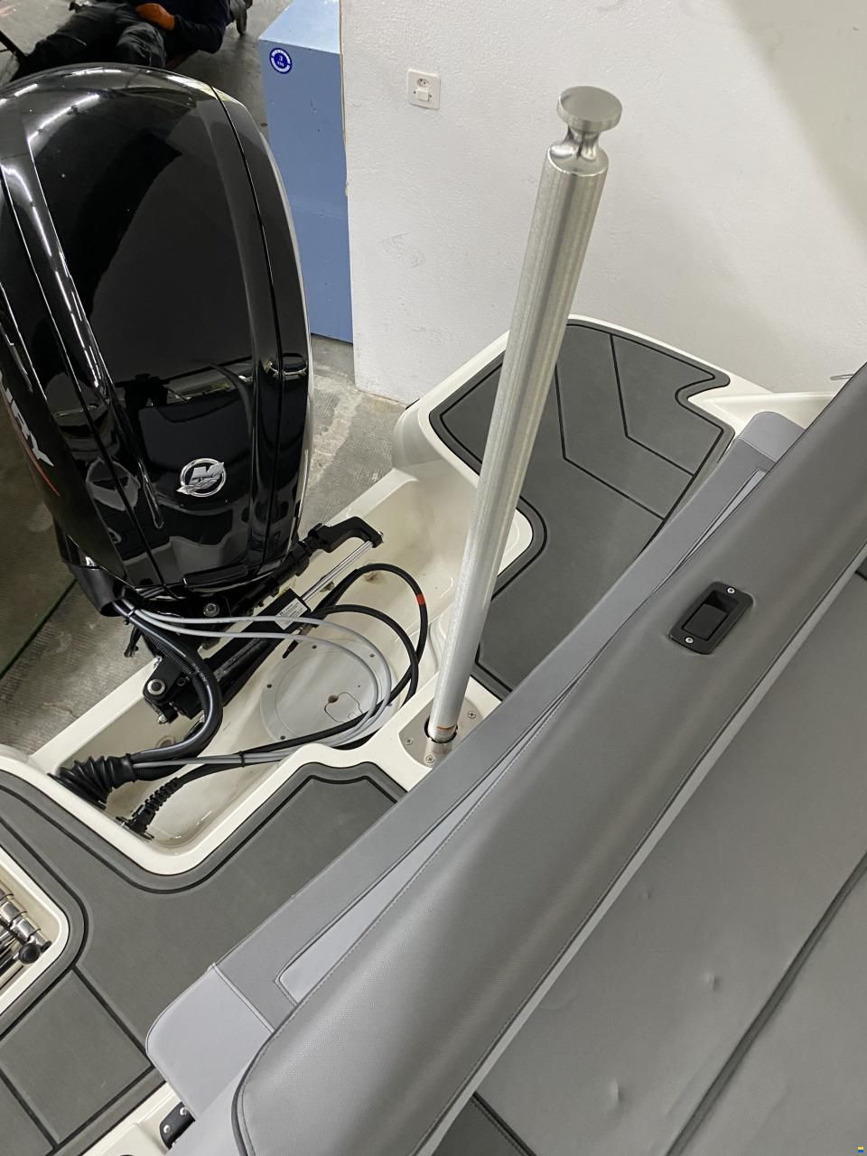 Bayliner M19