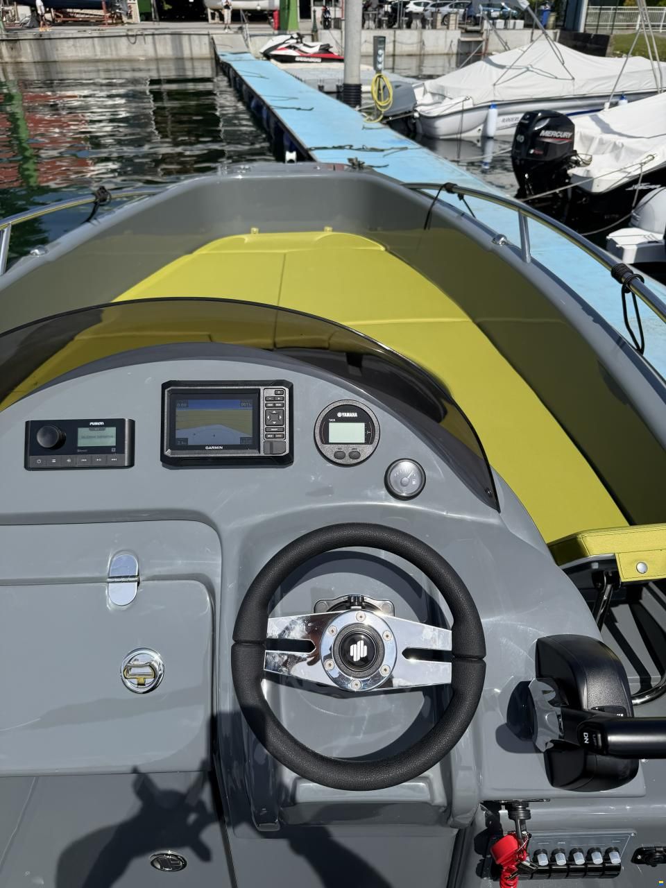 Clear Marine Aries Open
