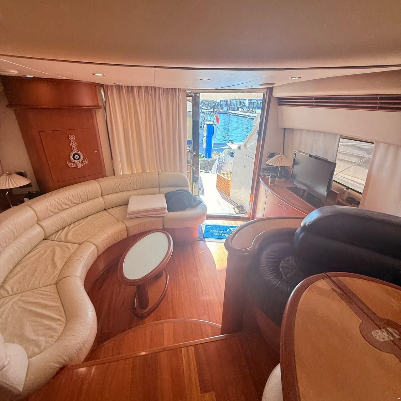 AICON Yachts 56 Fly