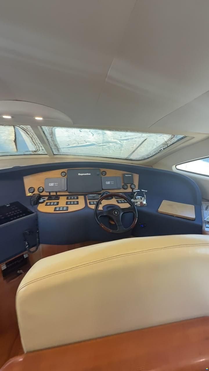 AICON Yachts 56 Fly