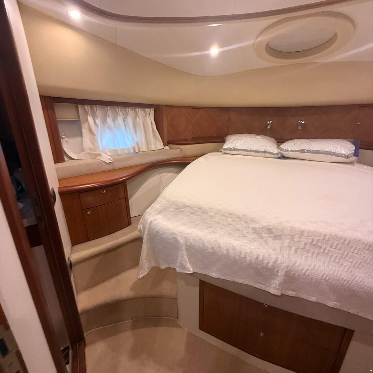 AICON Yachts 56 Fly
