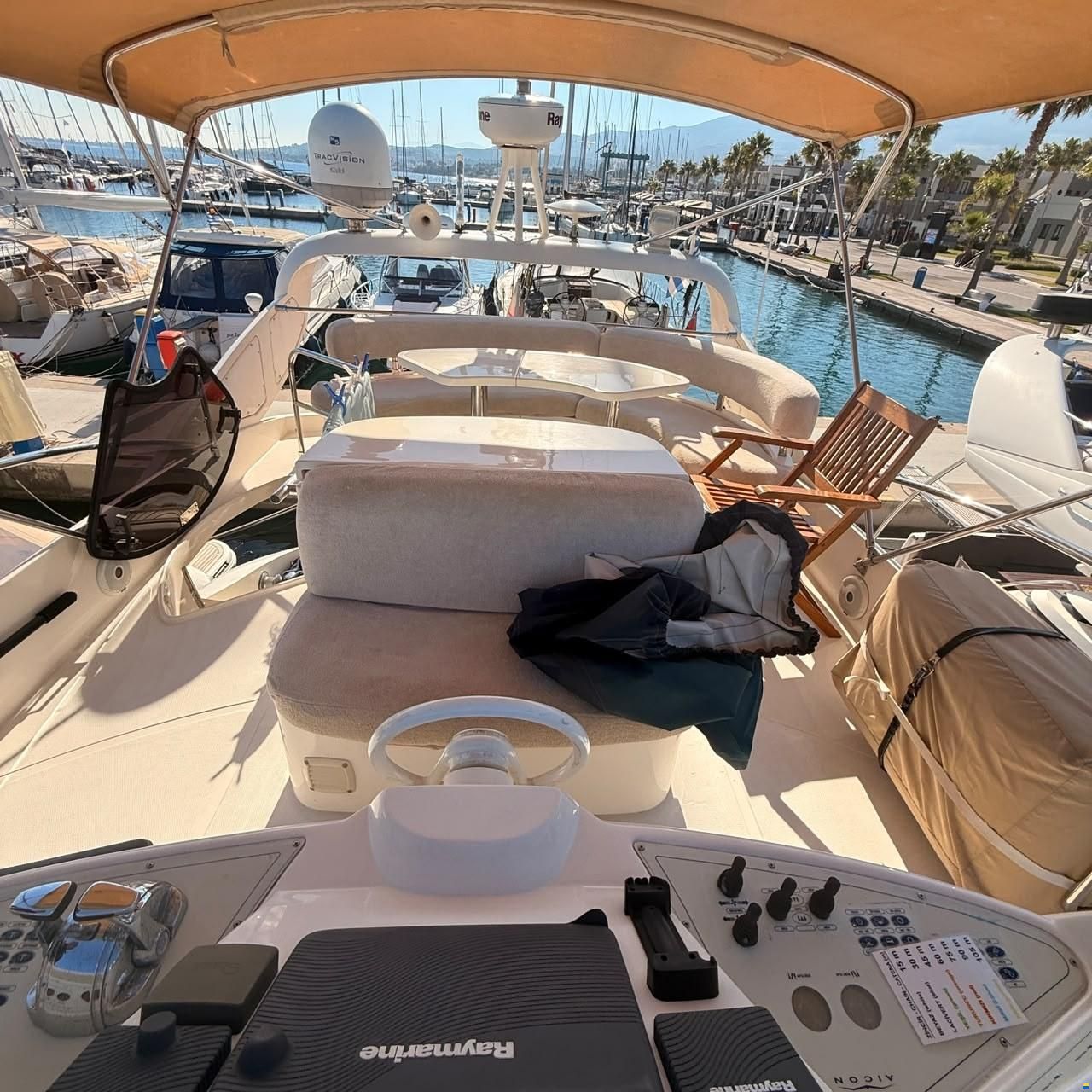 AICON Yachts 56 Fly