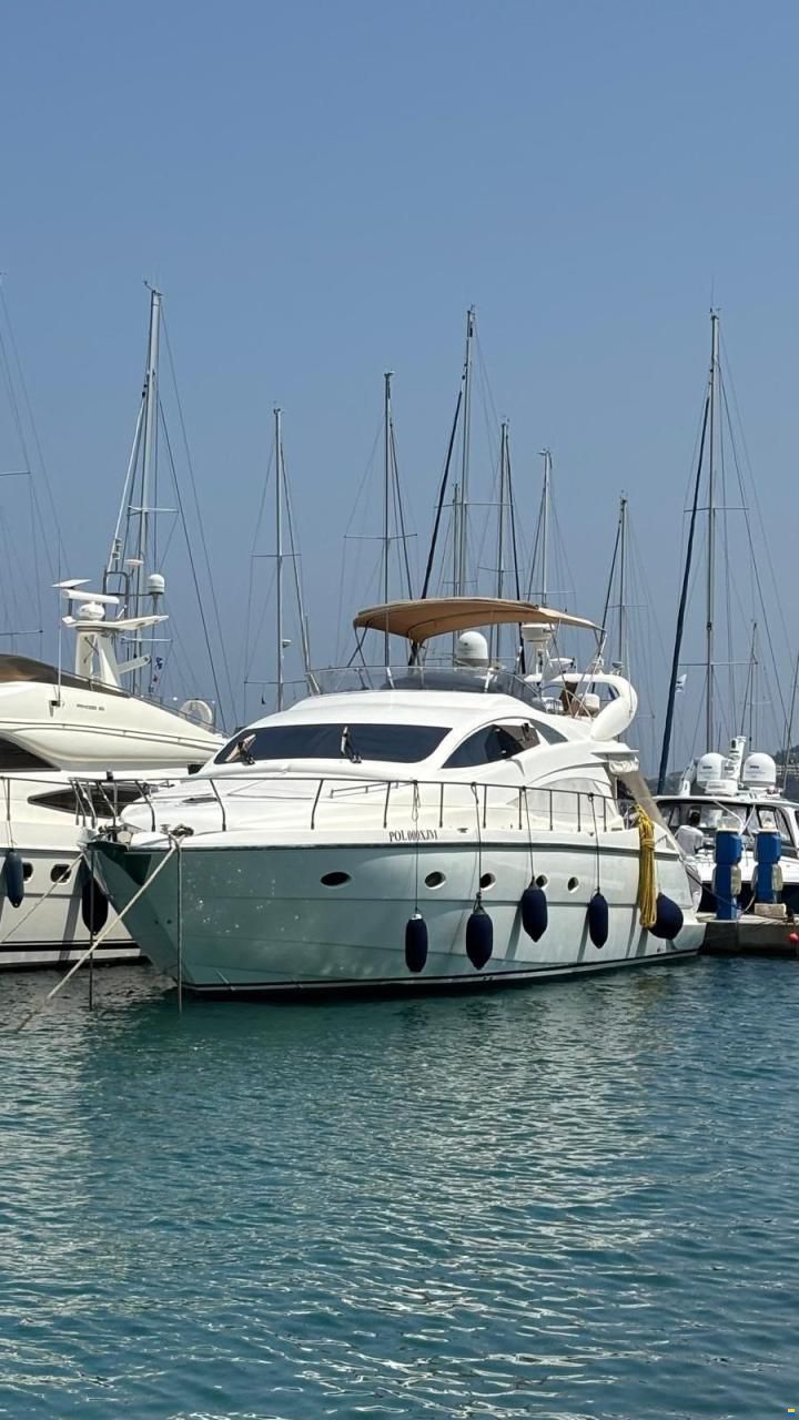AICON Yachts 56 Fly