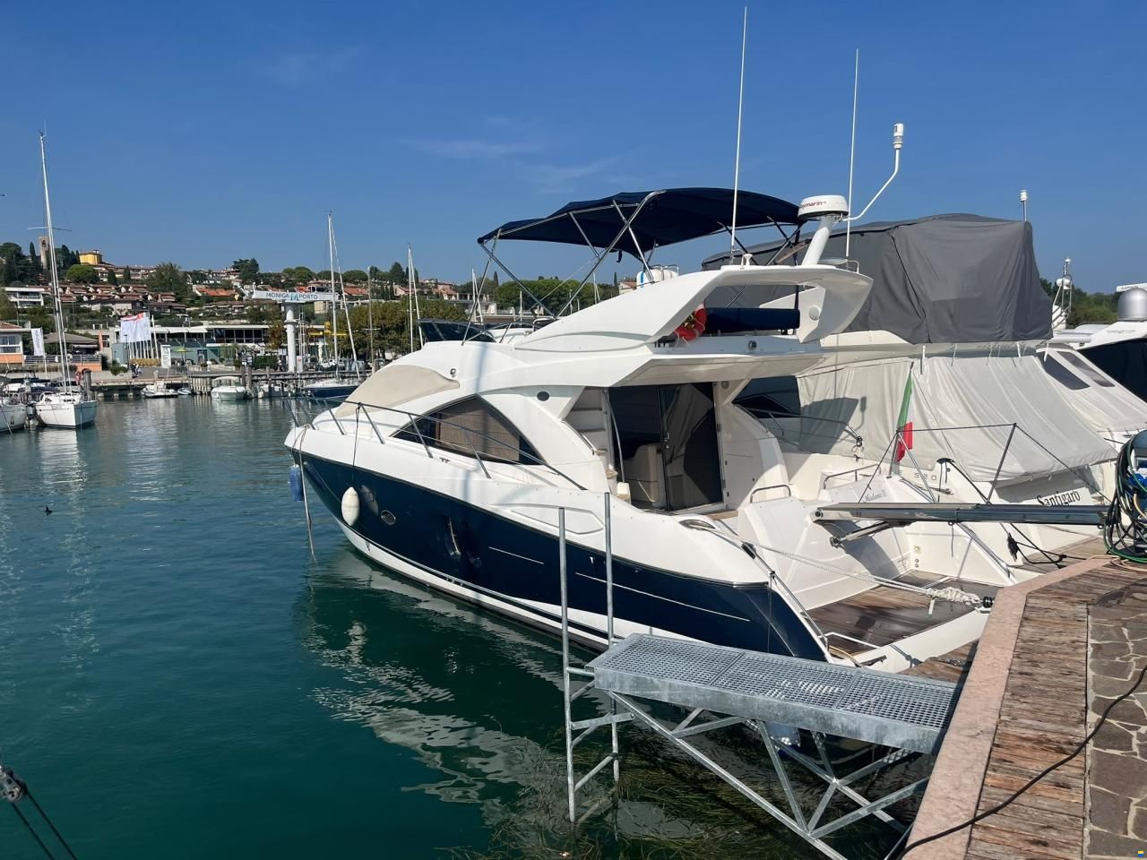 Sunseeker Manhattan 50 Fly