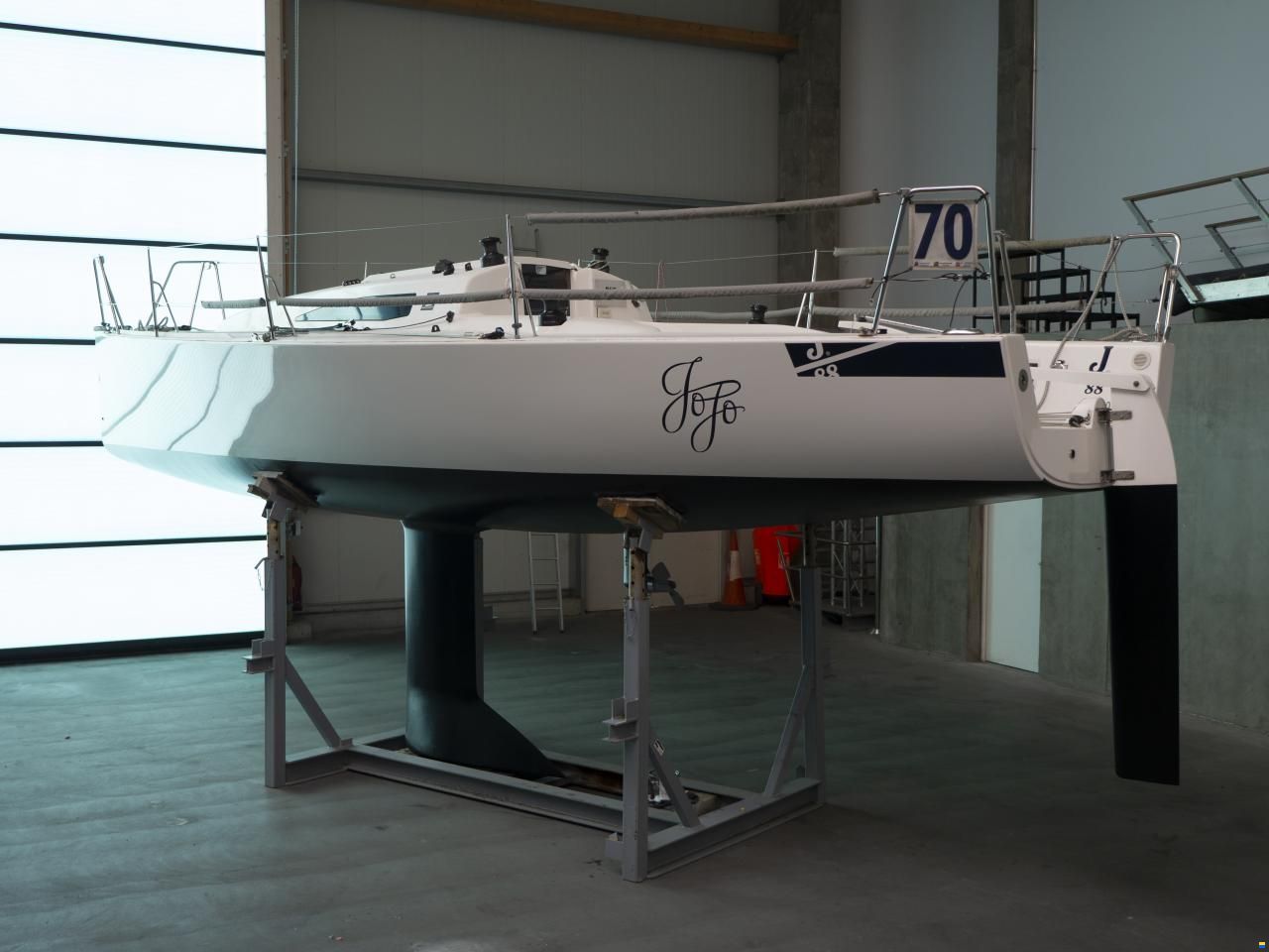 J Boats J/88