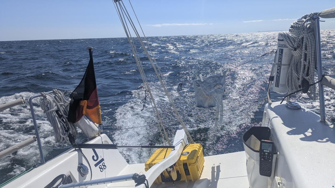J Boats J/88