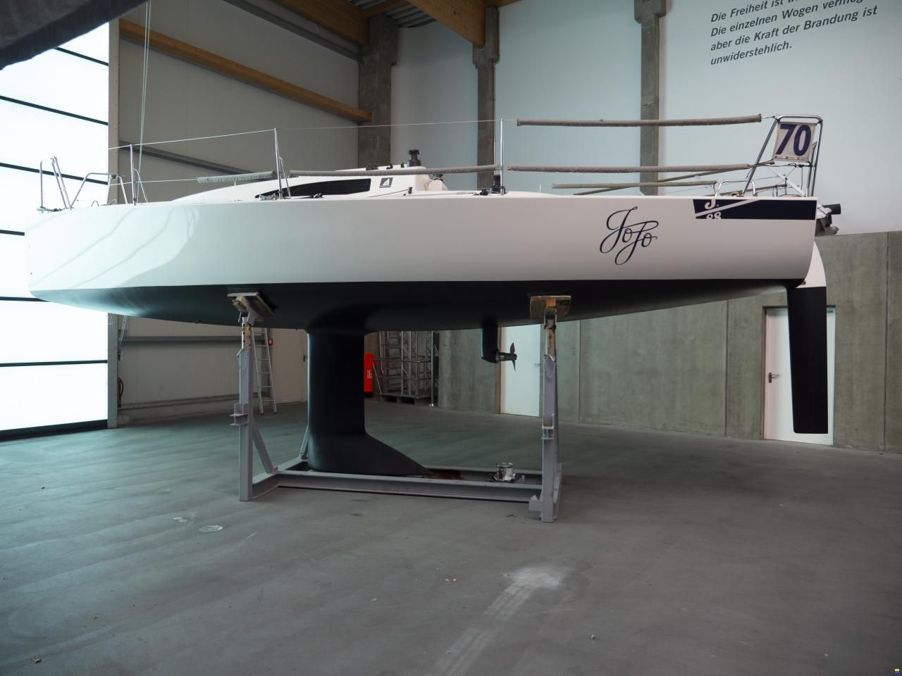 J Boats J/88