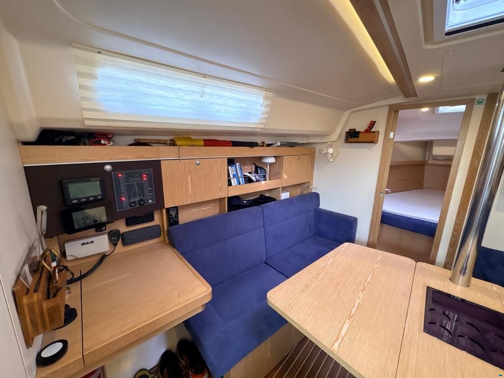 Hanse 385