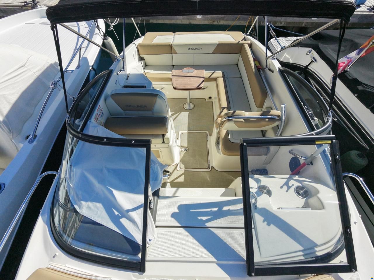 Bayliner 742R Cuddy
