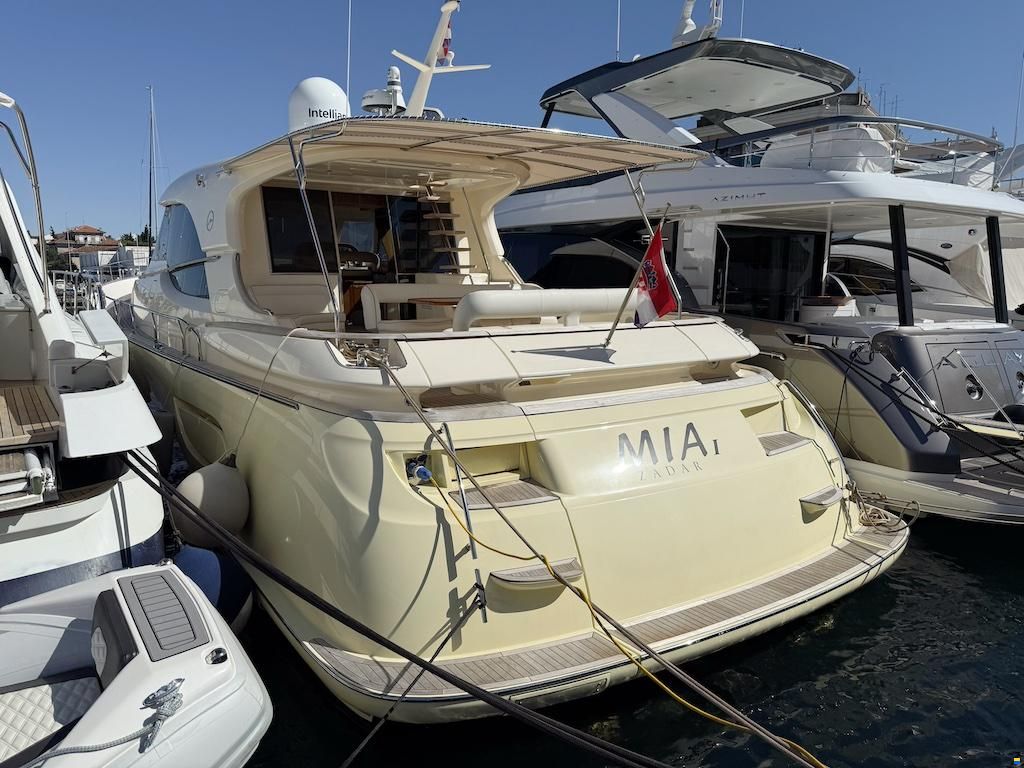 Mochi Craft Dolphin 64 Sun Top