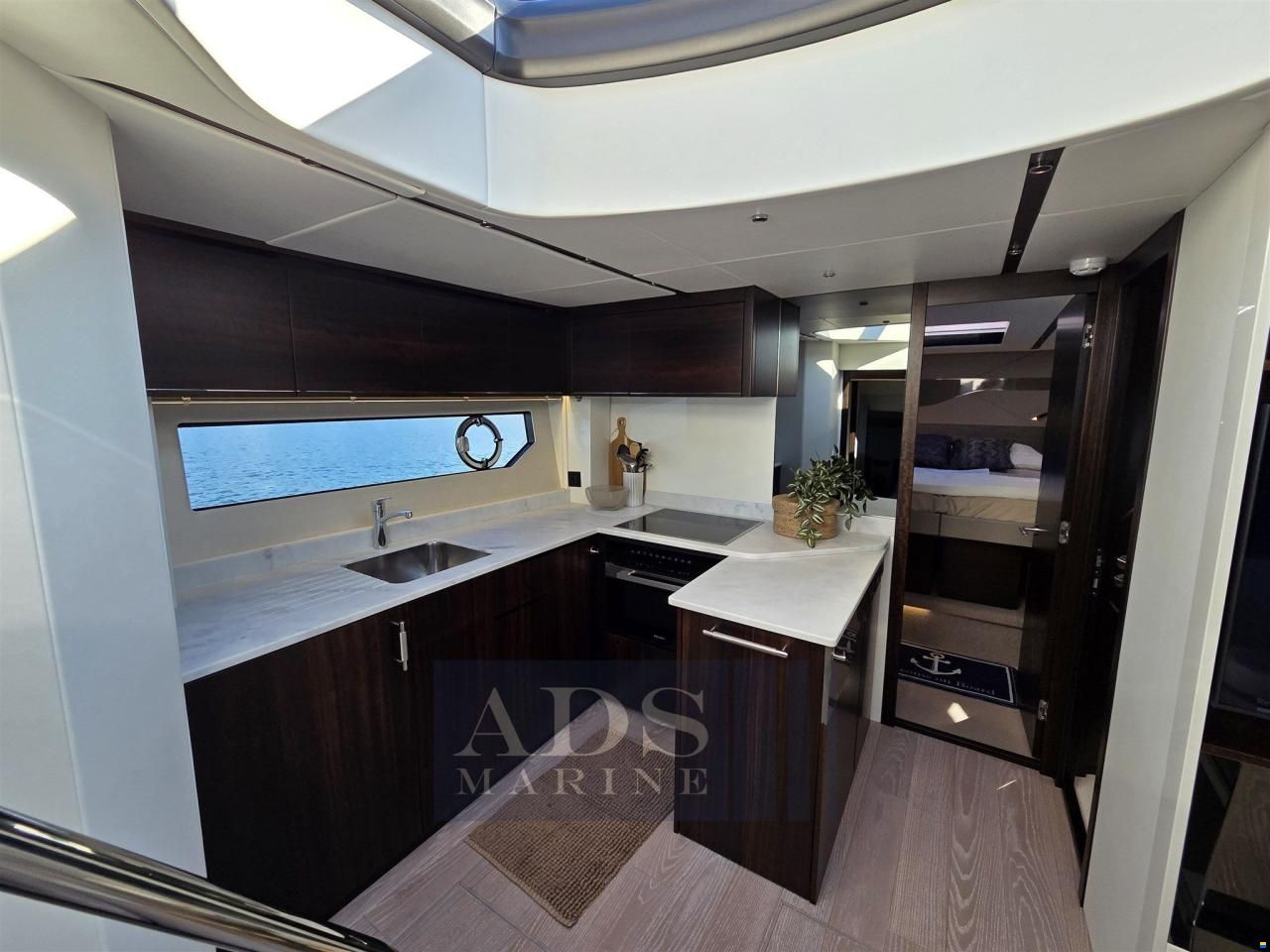 Sunseeker Predator 55 EVO