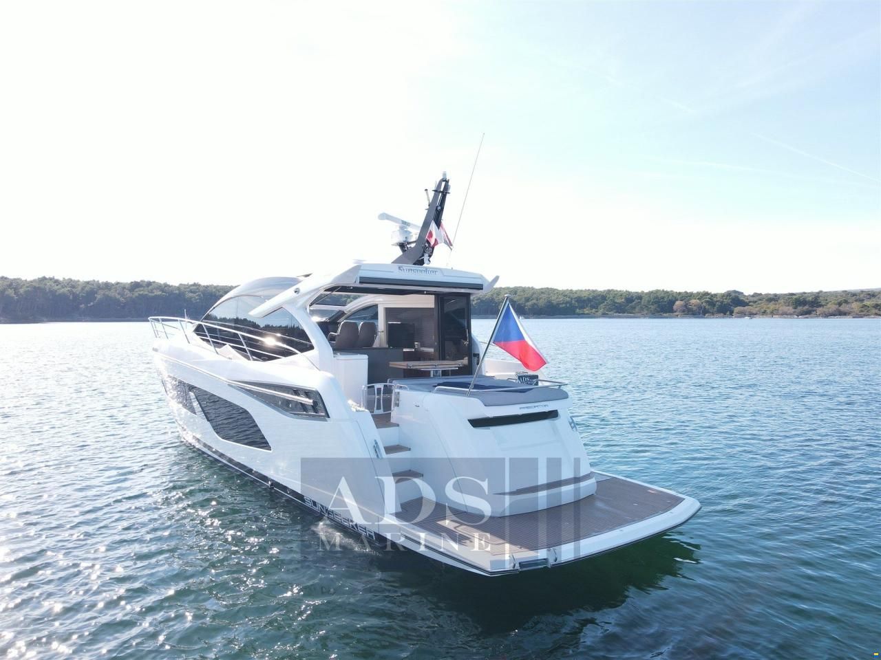 Sunseeker Predator 55 EVO