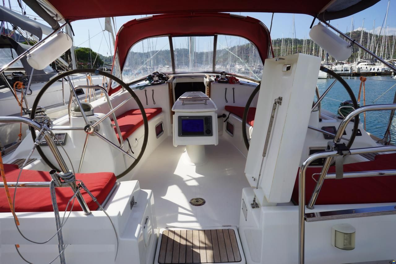 Beneteau OCEANIS 43