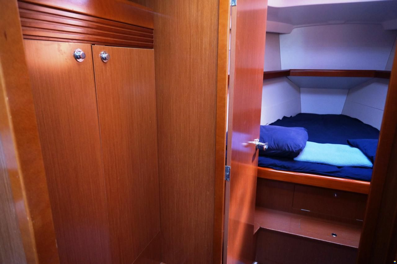 Beneteau OCEANIS 43