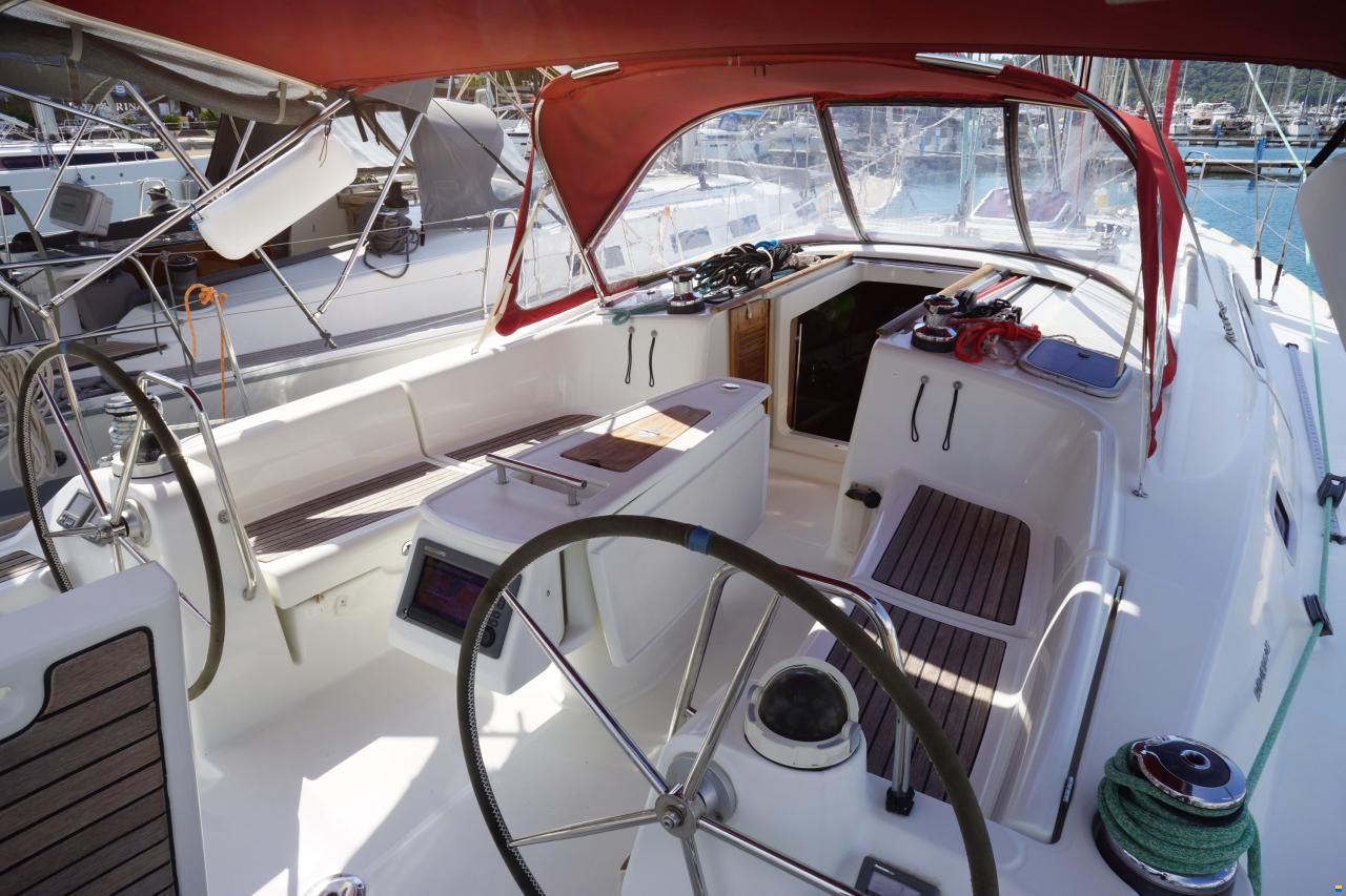 Beneteau OCEANIS 43