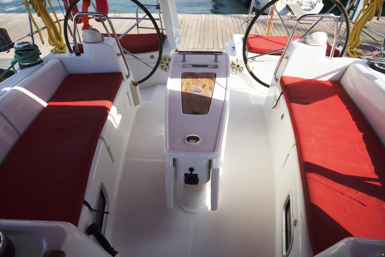 Beneteau OCEANIS 43