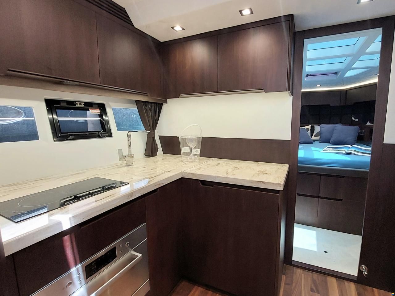 Galeon 485 HTS