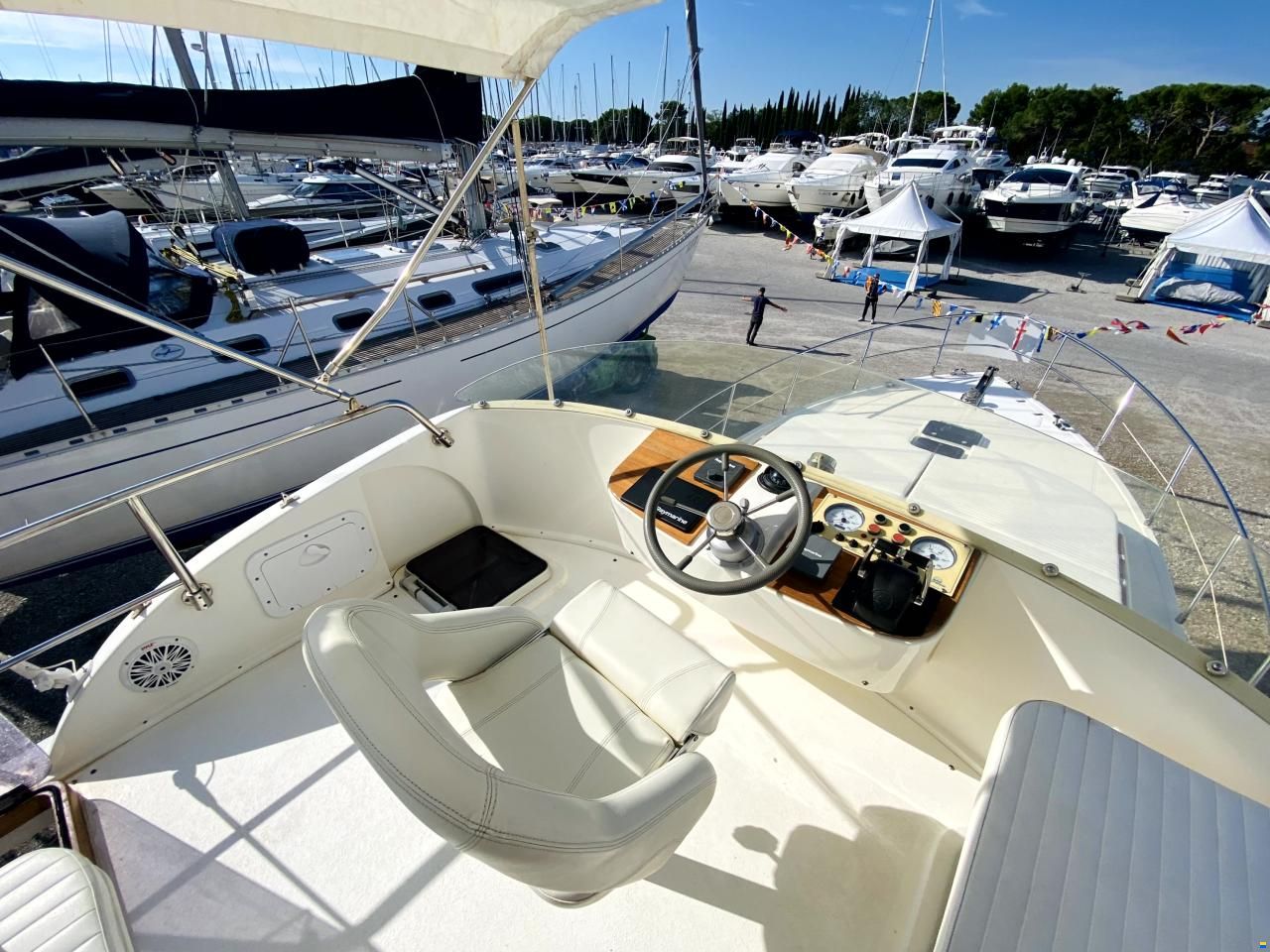 Cantieri Estensi Goldstar 360