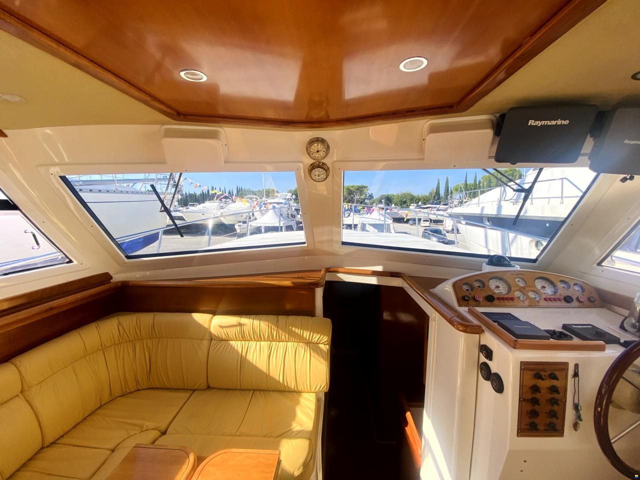 Cantieri Estensi Goldstar 360