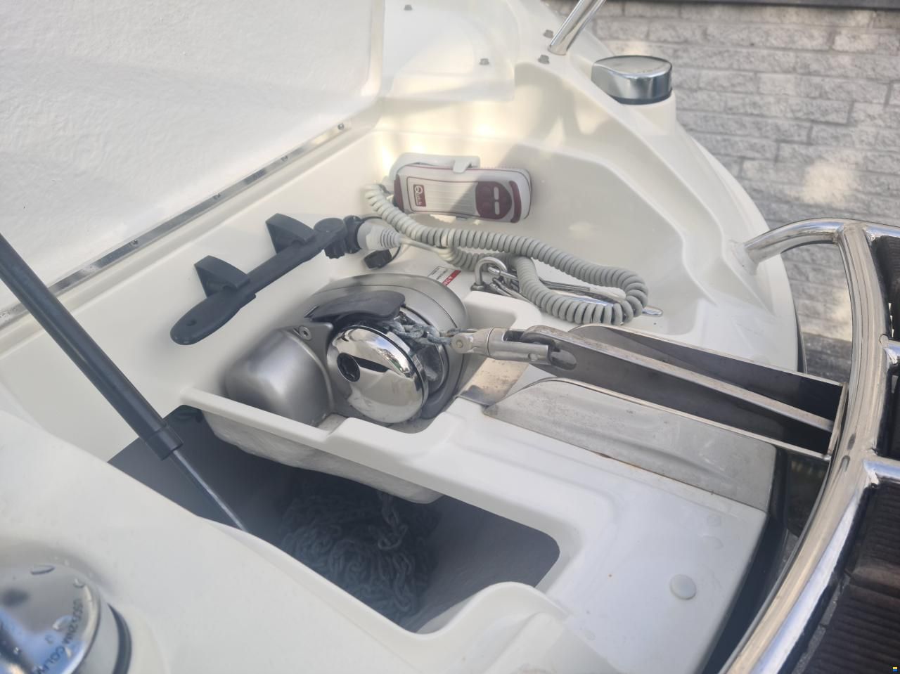 Sea Ray Sunsport 230 SPX